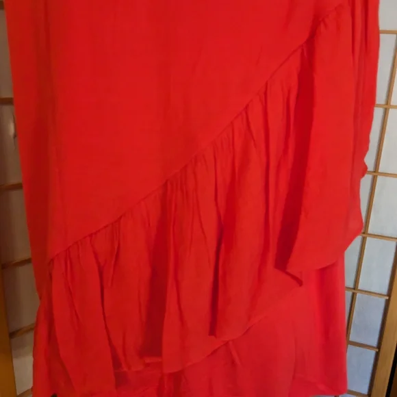 🆕 Alyx sleeveless top, plus size 1X, NEW with tags. Red ruffled - Picture 3 of 10